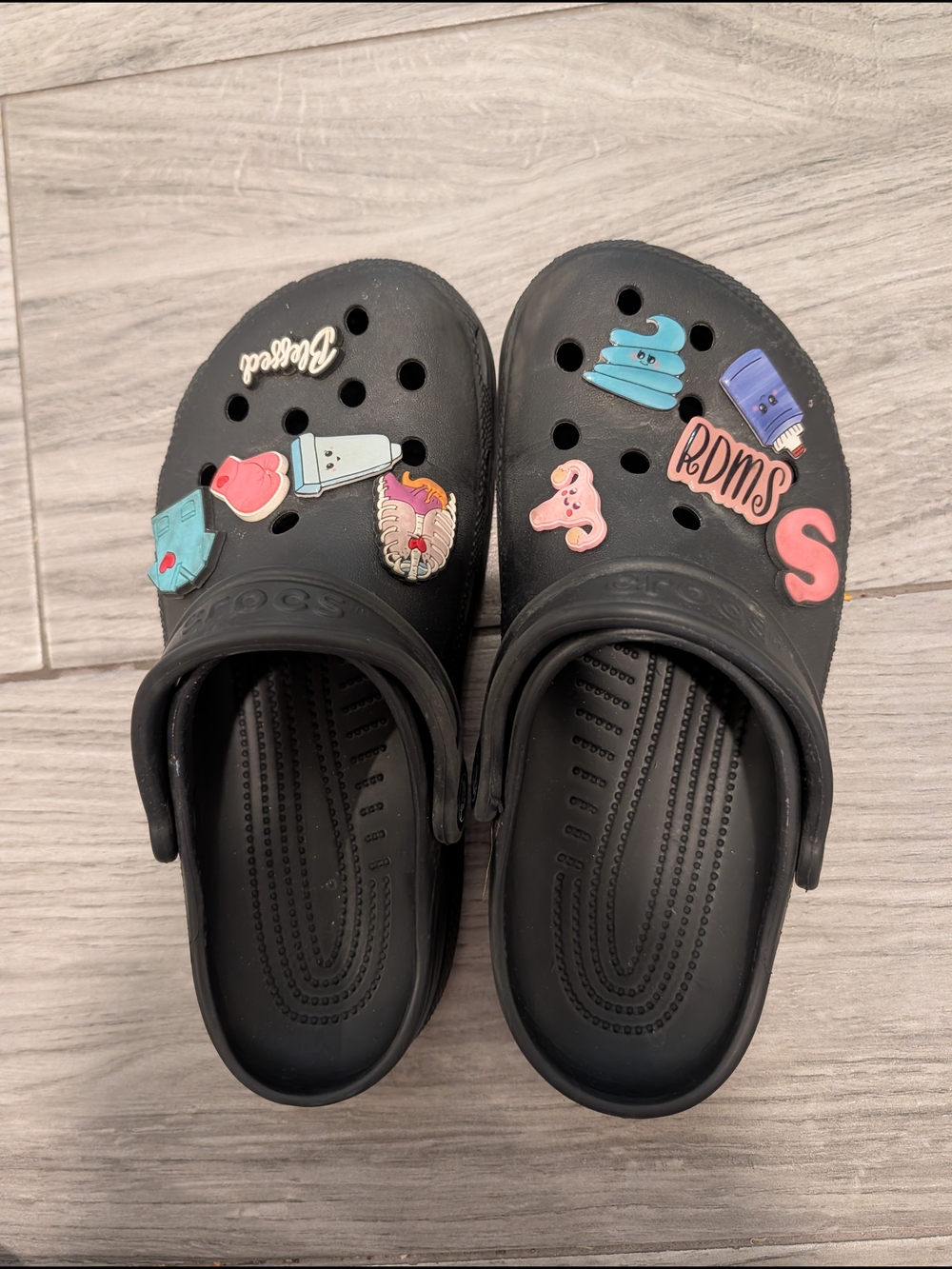 CROCS Black Classic Clogs